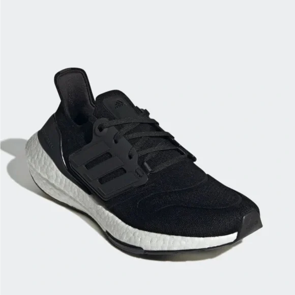 adidas gazelle silver green womens adidas Women's Ultraboost 5X Road-Running Shoes White 6